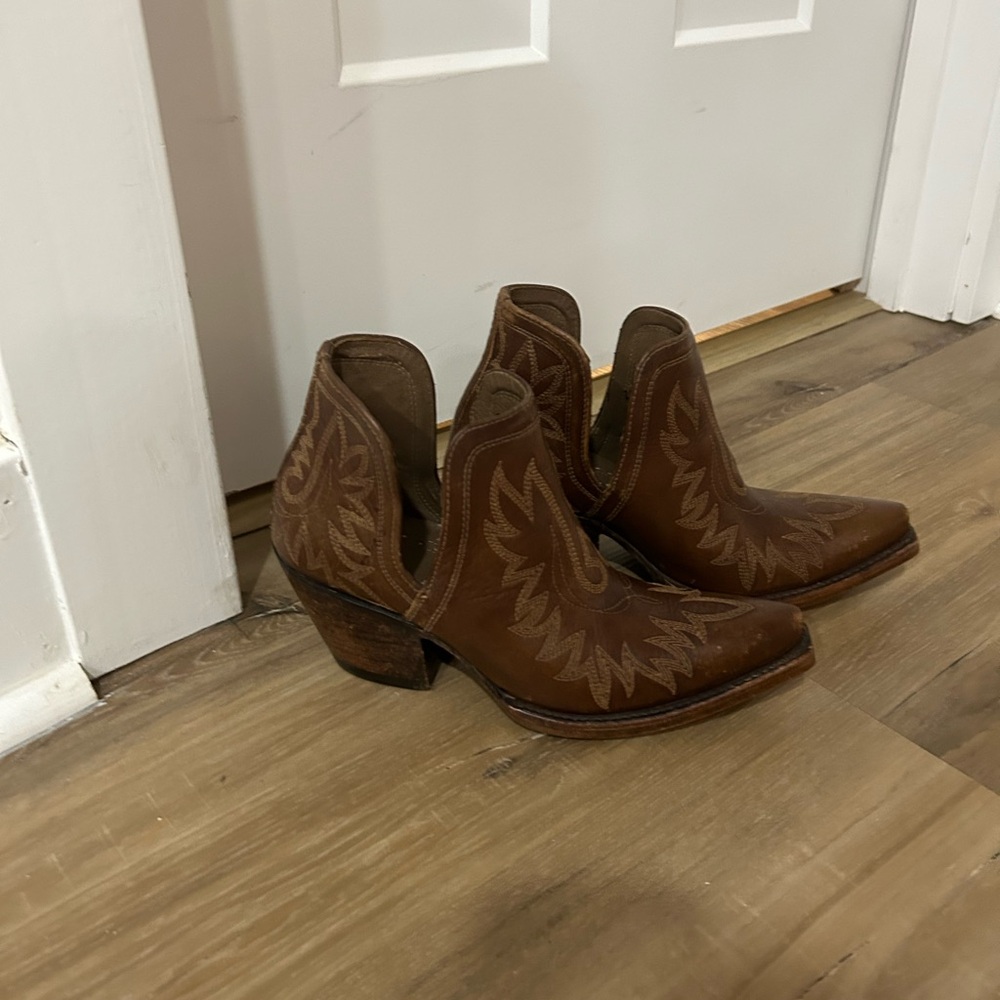 Ariat Brown Western Ankle Booties